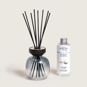 Cozy Musk Wood Scented Bouquet