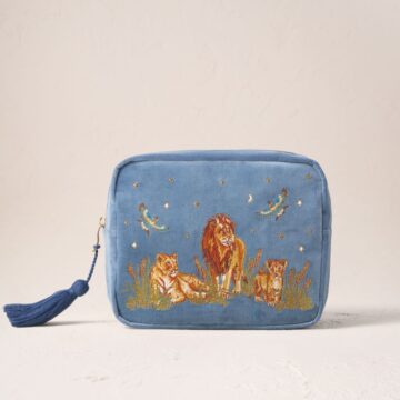 Lion Pride Velvet Wash Bag - Dusky Blue